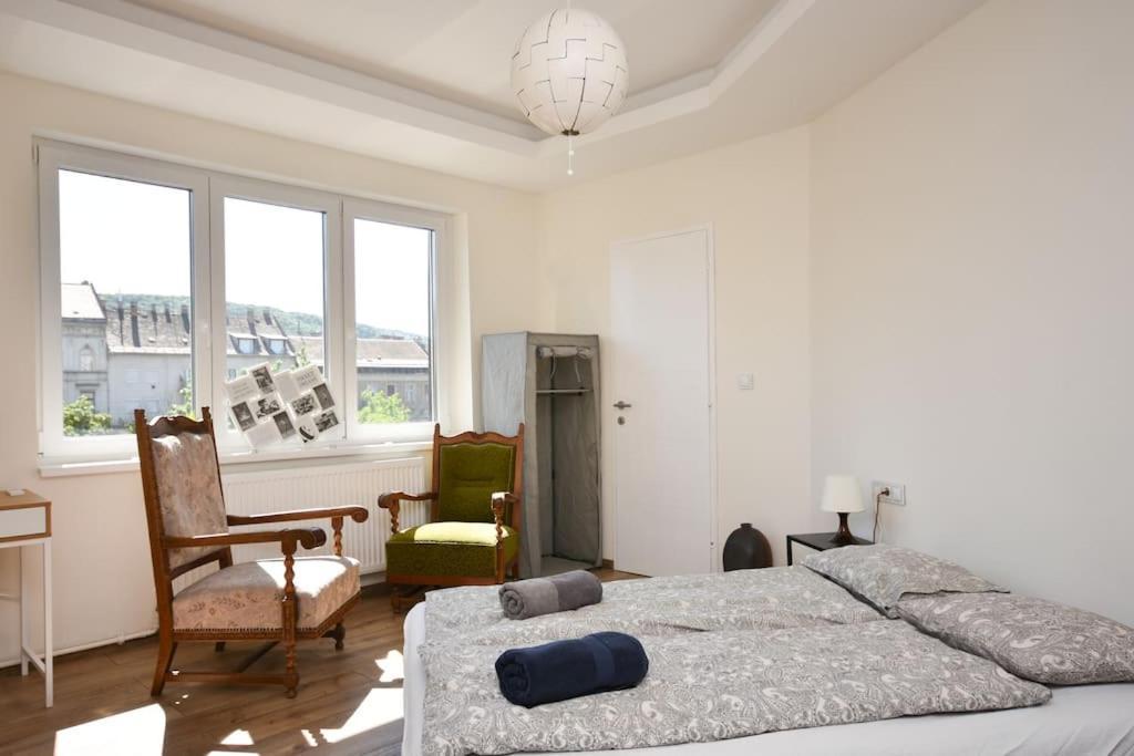 Renovated Stylish Flat At The Castle&Metro Leilighet Budapest Eksteriør bilde