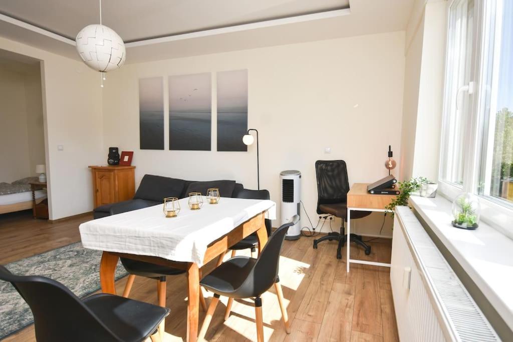 Renovated Stylish Flat At The Castle&Metro Leilighet Budapest Eksteriør bilde